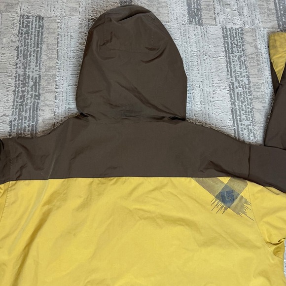 Burton Snowboard Jacket Mens XL Yellow Brown Colorblock Insulated Hooded Vintage - Picture 9 of 16
